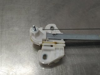 ELEVALUNAS TRASERO IZQUIERDO HONDA CR-V (RE) 16A2