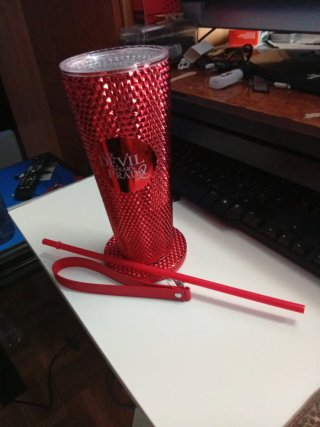 Vaso Rojo El Diablo Viste de Prada