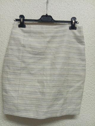 Falda Stradivarius Talla 38