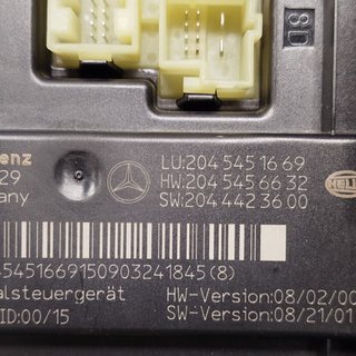 Caja de fusibles MERCEDES C W204 2045451669 2045456632 2044423600 5DK009225-29