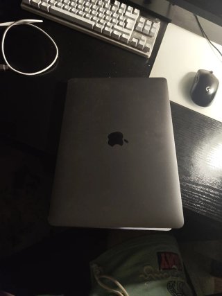 MacBook Pro M2 13 8GB RAM 250GB SSD