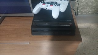 Consola PS4 + Mando  original NEGRO.