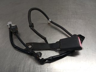 ENGANCHE CINTURON DELANTERO IZQUIERDO TOYOTA CORO