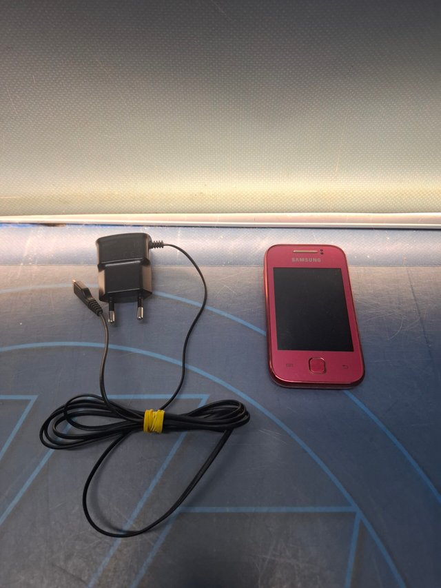 Móvil, Samsung Galaxy Y young GT-S5360