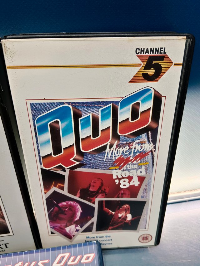 5 VHS STATUS QUO - ROCKING THROUGH THE YEARS y mas