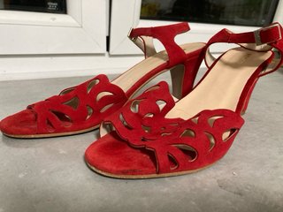 Zapatos o Sandalias de tacón rojos Fosco