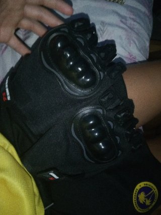 Guantes de moto con protecciones