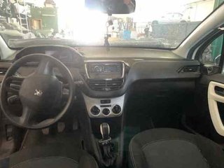 Peugeot 214558 luz interior 96754056pr02 208 - 1.0