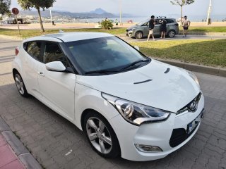 Hyundai Veloster 2013
