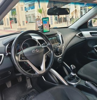 Hyundai Veloster 2013