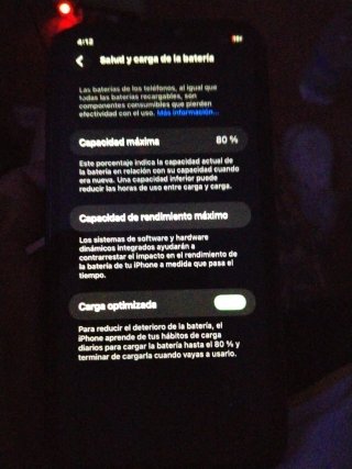 iPhone 11 Negro/Morado