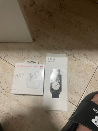 Honor Band 10 y Huawei FreeBuds SE 4