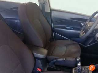 Kia Rio 1.2 CVVT 84CV Concept