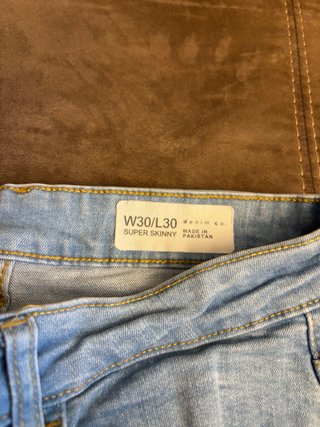 2 Vaqueros Skinny (Negro y Azul)
