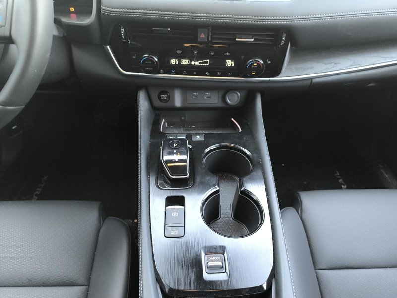 Nissan X-Trail 2025, foto 14
