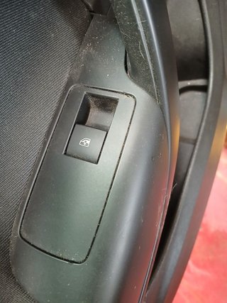 MANDO ELEVALUNAS TRASERO IZQUIERDO Opel Insignia Berlina (2008->)