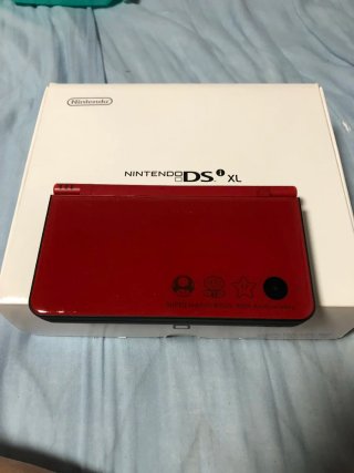 Nintendo DS XL Edizione Super Mario 25th