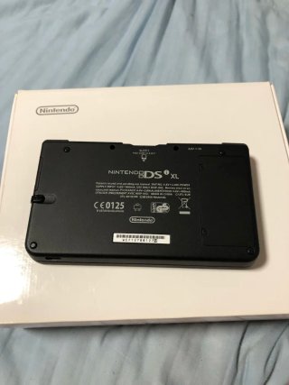 Nintendo DS XL Edizione Super Mario 25th