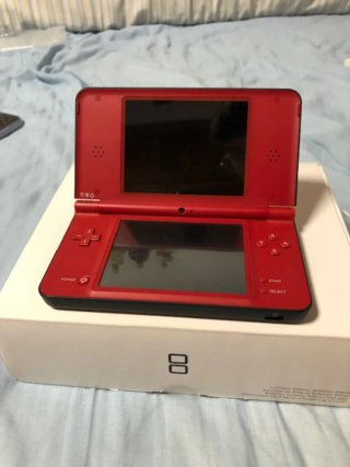 Nintendo DS XL Edizione Super Mario 25th
