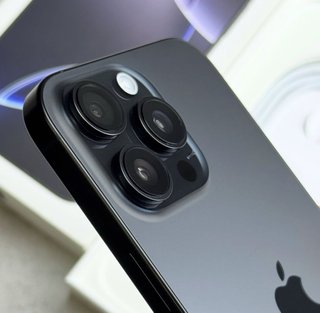 iPhone 16 Pro Max Space Gray