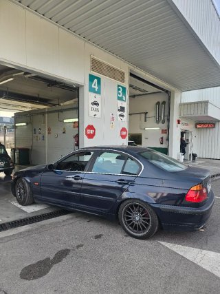 BMW Serie 3 E46 2001 m54b22