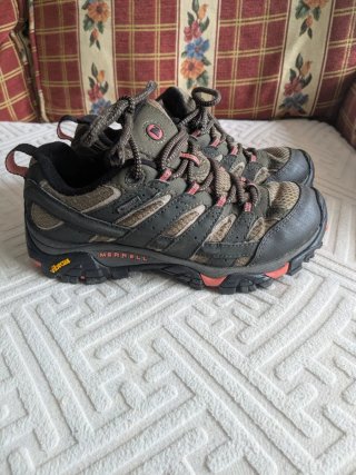 Zapatos Merrell Talla 36 Marrones y Rosas