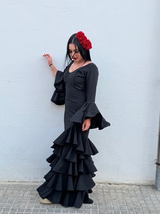 Traje de flamenca negro