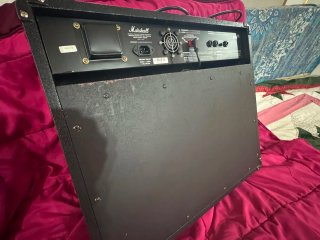 Amplificador de guitarra Marshall MG100DFX
