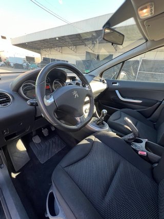 Peugeot 308 2012