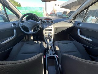 Peugeot 308 2012