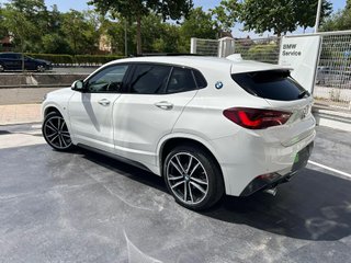 BMW X2 sDrive18d Business Auto