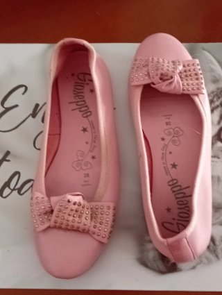 BAILARINAS DE PIEL rosa, incrustaciones de piedras