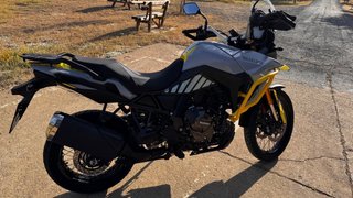 Suzuki V-Strom 800 DE