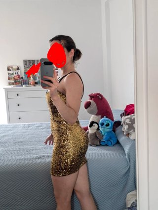 Vestido corto dorado lentejuelas