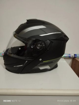 Casco modular negro
