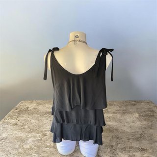 Blusa sin mangas Indiana con volantes