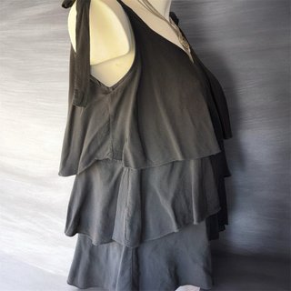 Blusa sin mangas Indiana con volantes