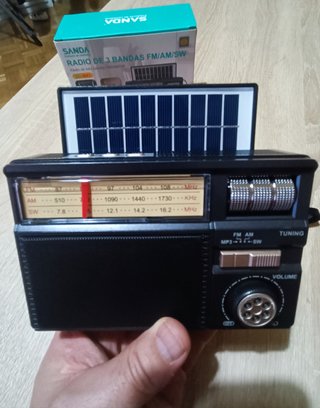 RADIO BLUETOOTH SOLAR FM/AM/SW MULTIUSOS A ESTRENA