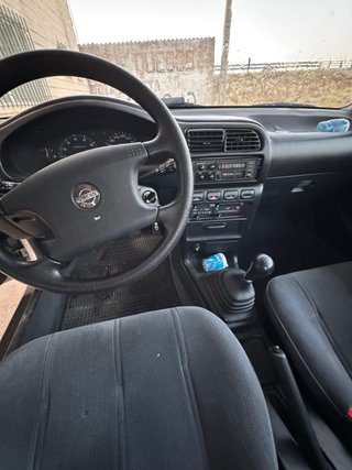 Nissan Sunny 1992