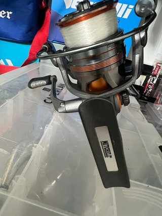 Carrete pesca mitchell MX2