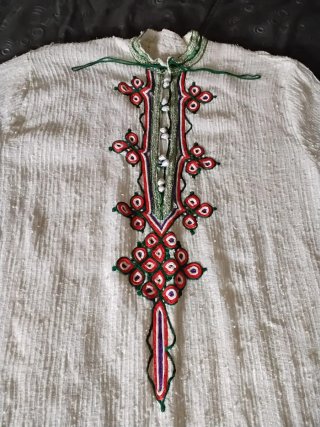 TÚNICA/CAFTAN totalmente artesanal con bordados