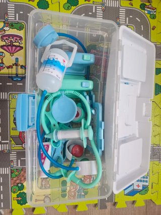 Maletín médico infantil