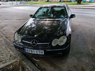 Mercedes-Benz  CLK 2004 para arreglar