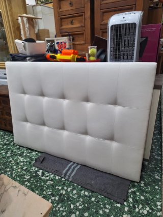 Cabecero Polipiel Blanco ancho150cm alto 1.05cm