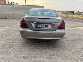 Mercedes-Benz Clase E 2003
