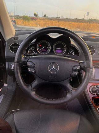Mercedes-Benz  SL 2002