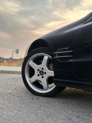 Mercedes-Benz  SL 2002