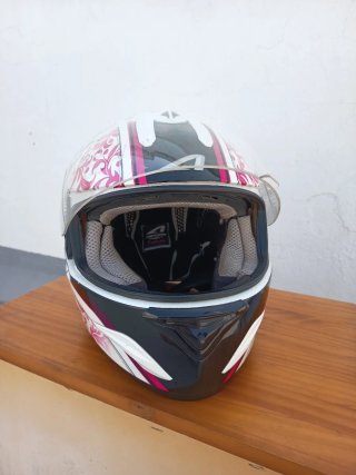 Casco Astone GTB con Visera Solar