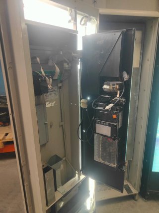 Máquina Vending Bebidas AZKOYEN