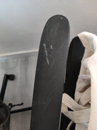 Silla de oficina ergonómica negra